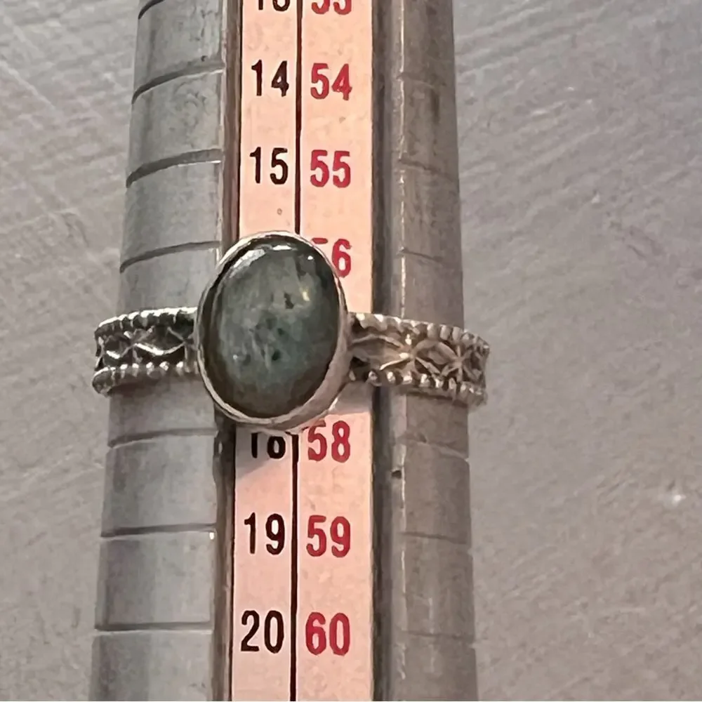 925 Sterling Silver Stone Ring Size 8